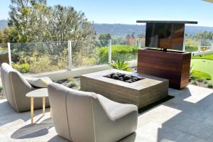 outdoor tv with lift